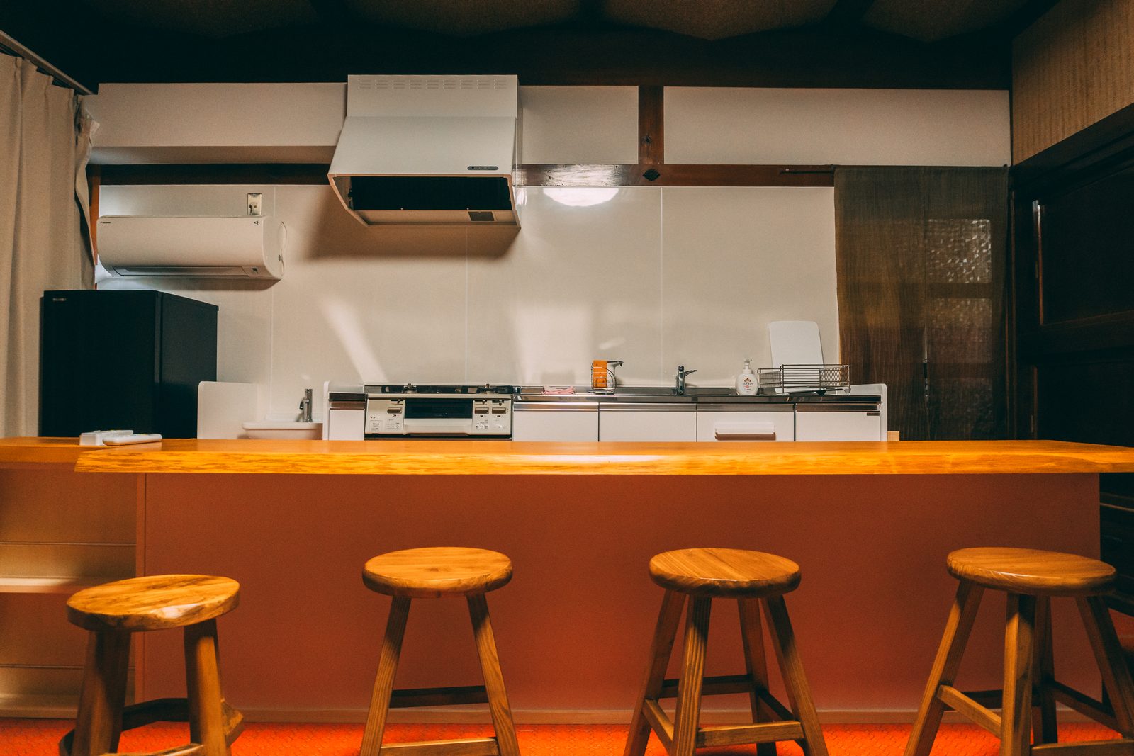 Kitchen counter
